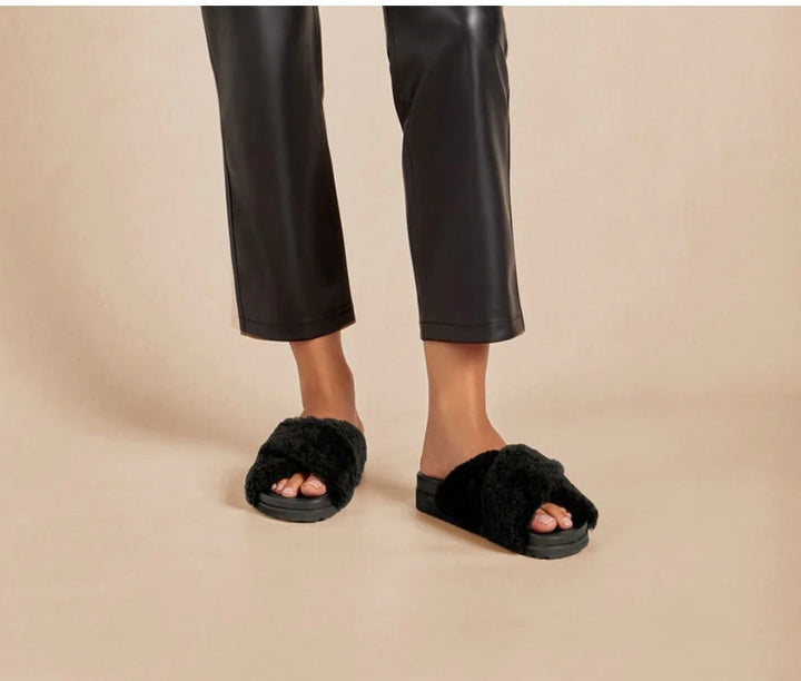 Frankie4 Black Shearling Rebel II FRANKIE4