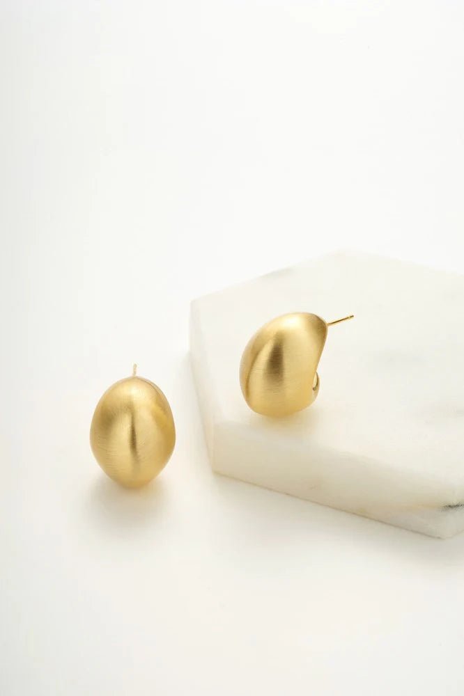 Hailey brushed hoop - gold earing Zafino Jewellery