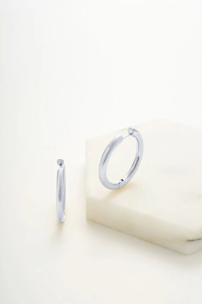 Kendall Brushed Hoop earing Silver - Large earing Zafino Jewellery