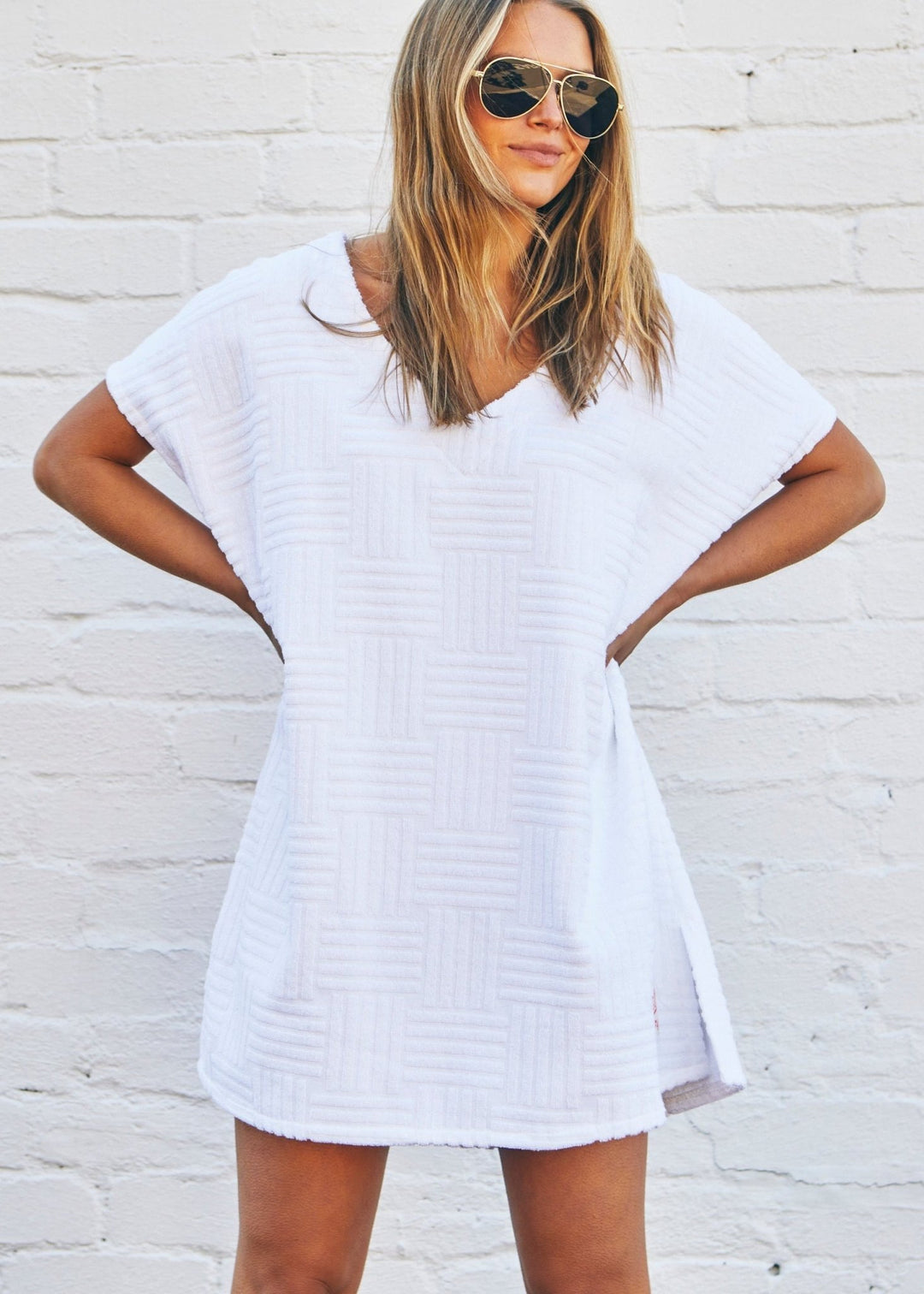 SALT & SUNSHINE TOWELLING COVER-UP - WHITE hammill & Co