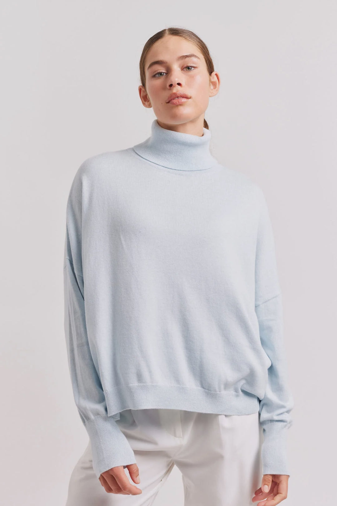 A Polo Bay Sweater Frost Blue knits Alessandra   