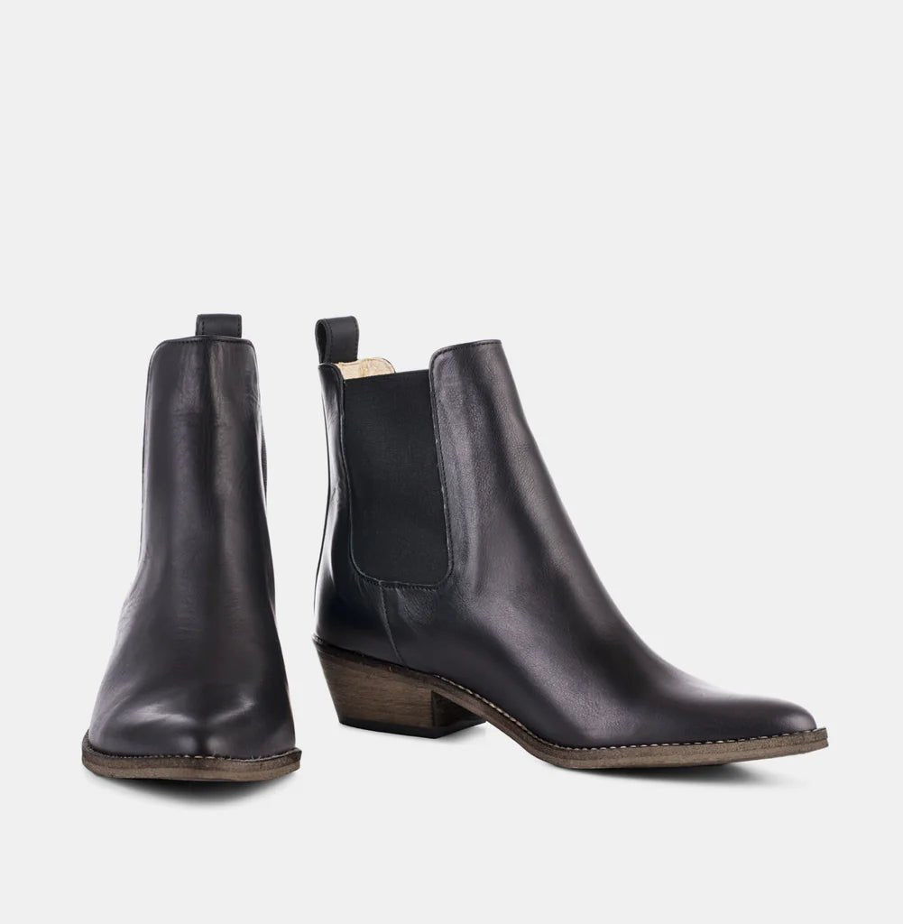 IvyLee Copenhagen Stella Black with Antique sole boots Ivylee Copenhagen