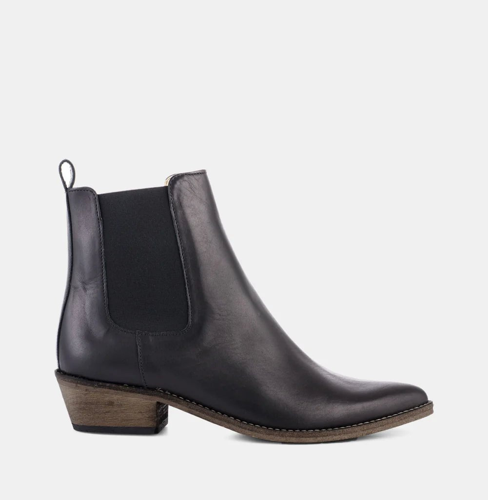 IvyLee Copenhagen Stella Black with Antique sole boots Ivylee Copenhagen
