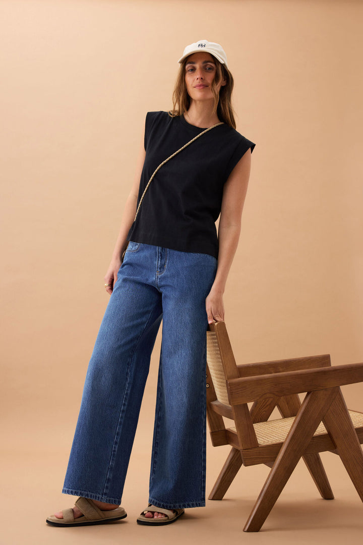 Esme Extended Shoulder Tee - Black t-shirt Ceres Life