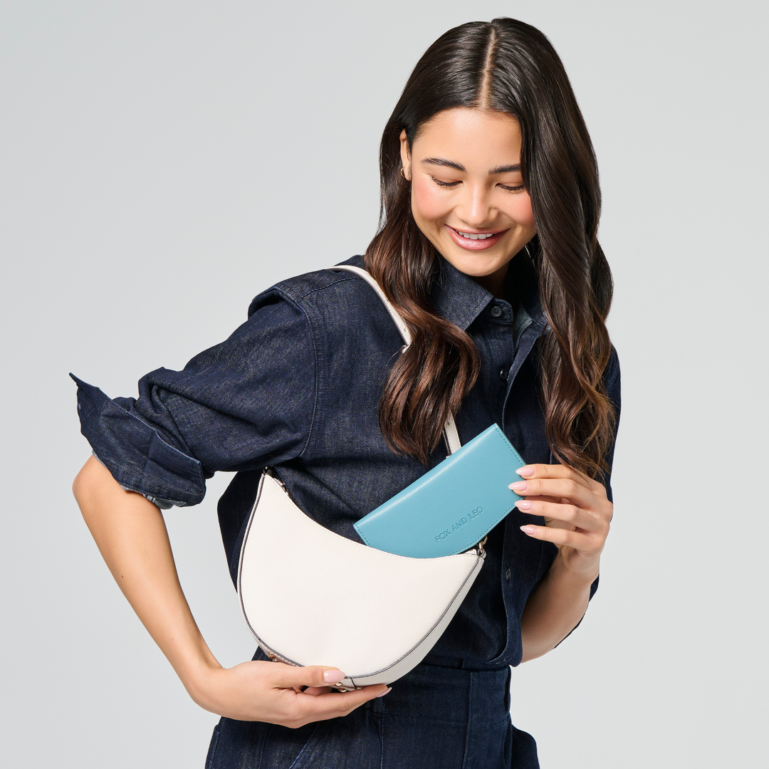 The Swallet - Teal Fox and Leo