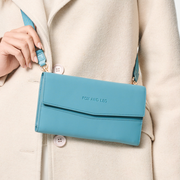 The Traveller 2.0 - Teal Wallet Fox and Leo