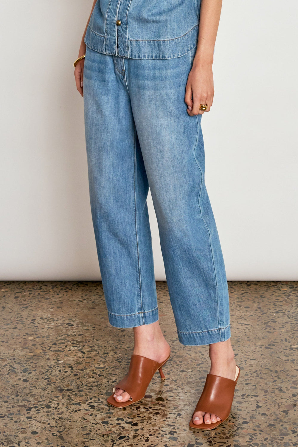 ascend pant - mid wash denim