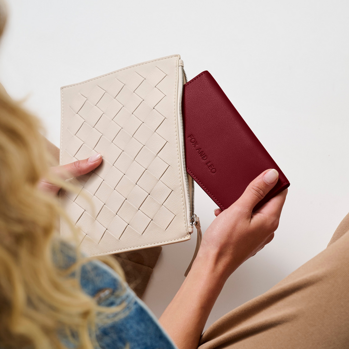 Swallet Wallet - Burgundy Wallet Fox and Leo