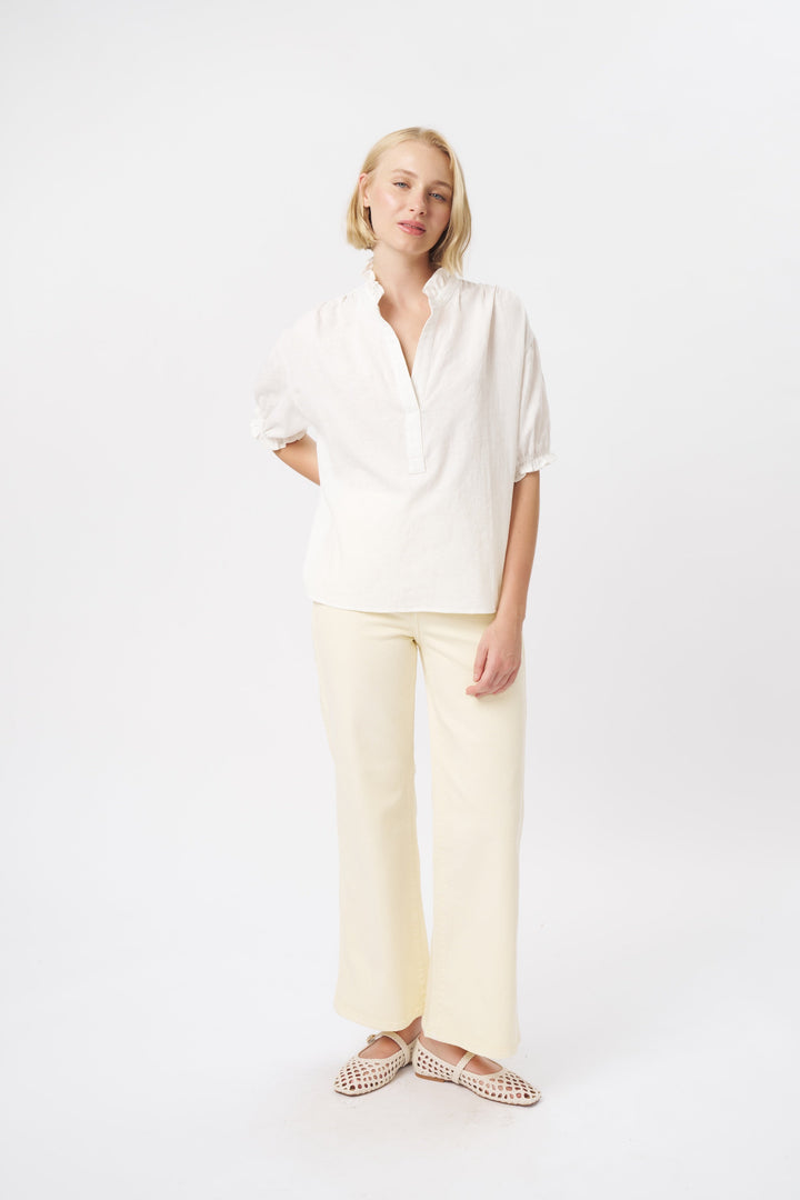 Amber Shirt - White w/White Flower Blouse Kireina
