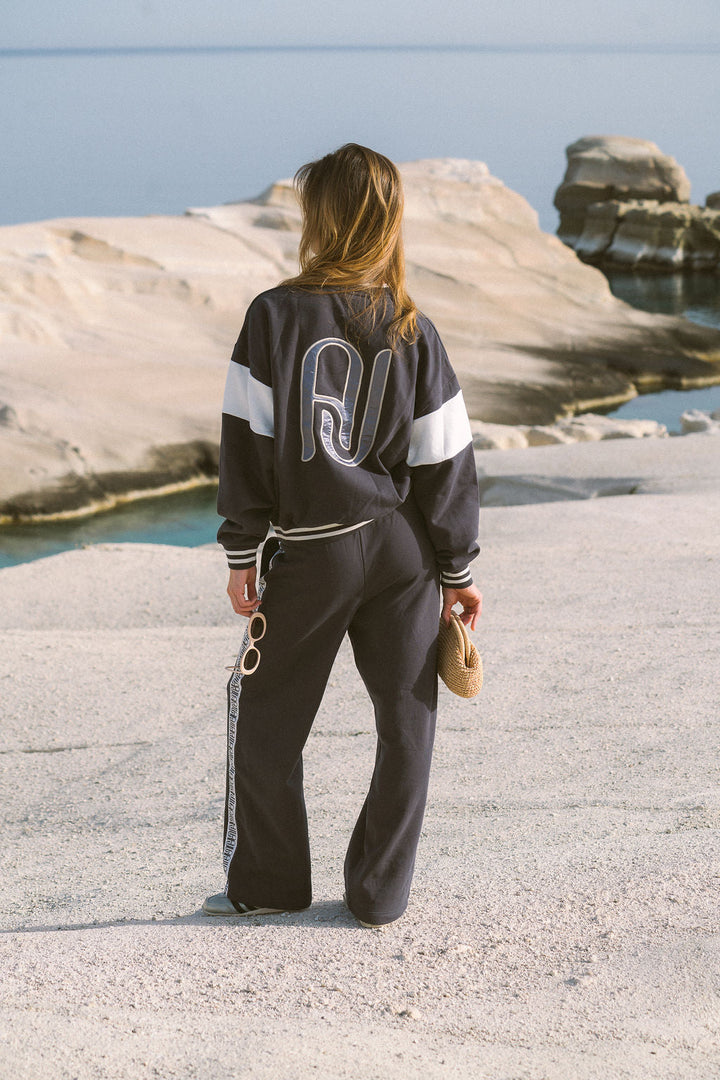 AJ Wide Leg Trackpant Washed Black