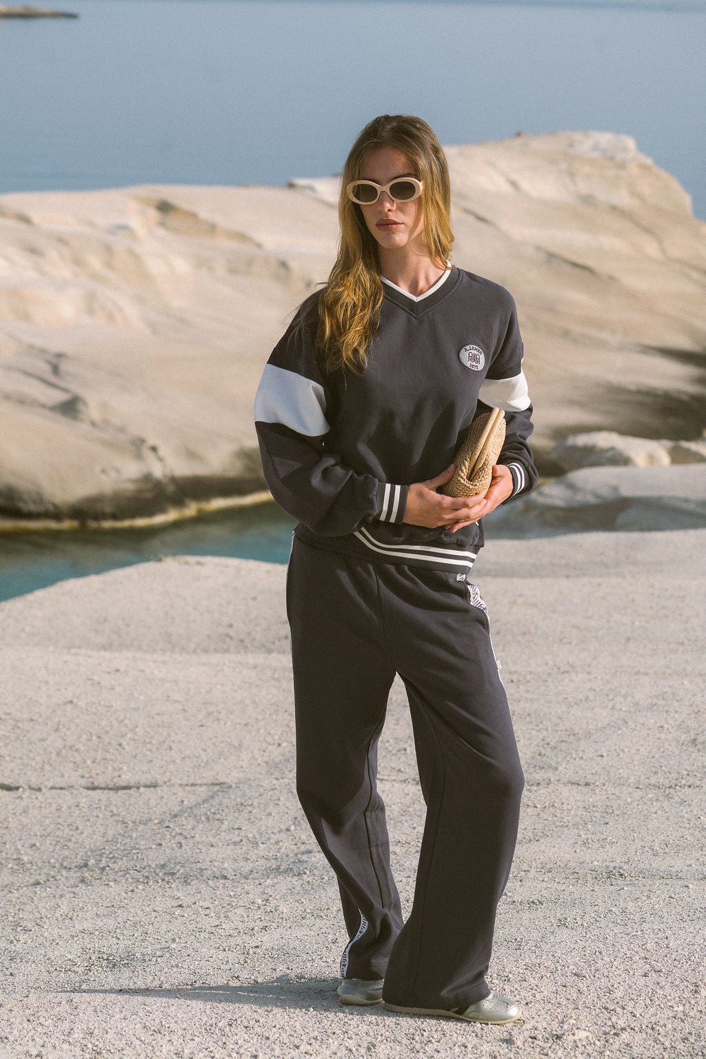AJ Wide Leg Trackpant Washed Black