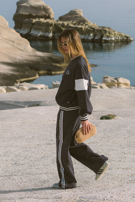 AJ Wide Leg Trackpant Washed Black