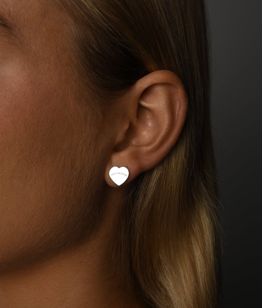 VT flat heart studs