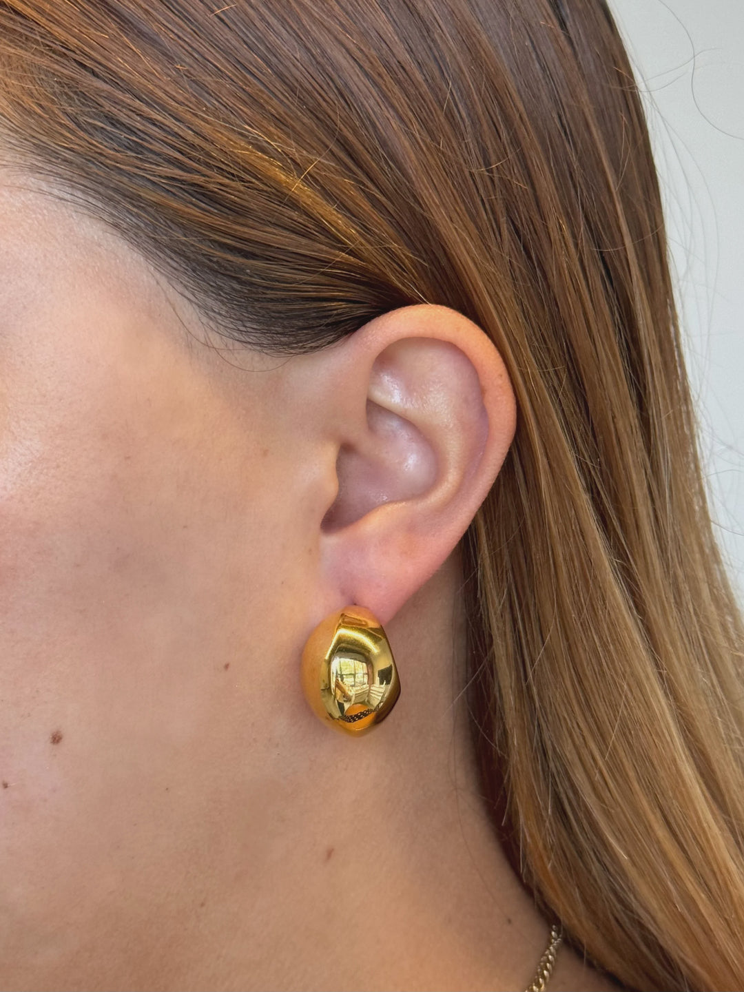 Hailey Hoops - Gold earings Zafino Jewellery   