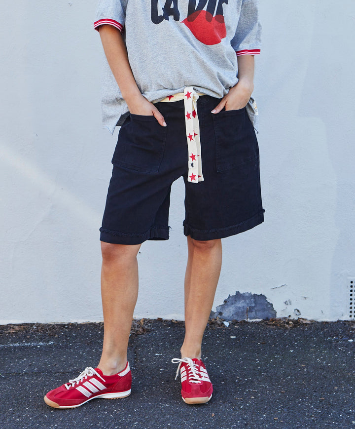 WEEKEND STRETCH SHORT - BLACK hammill & Co