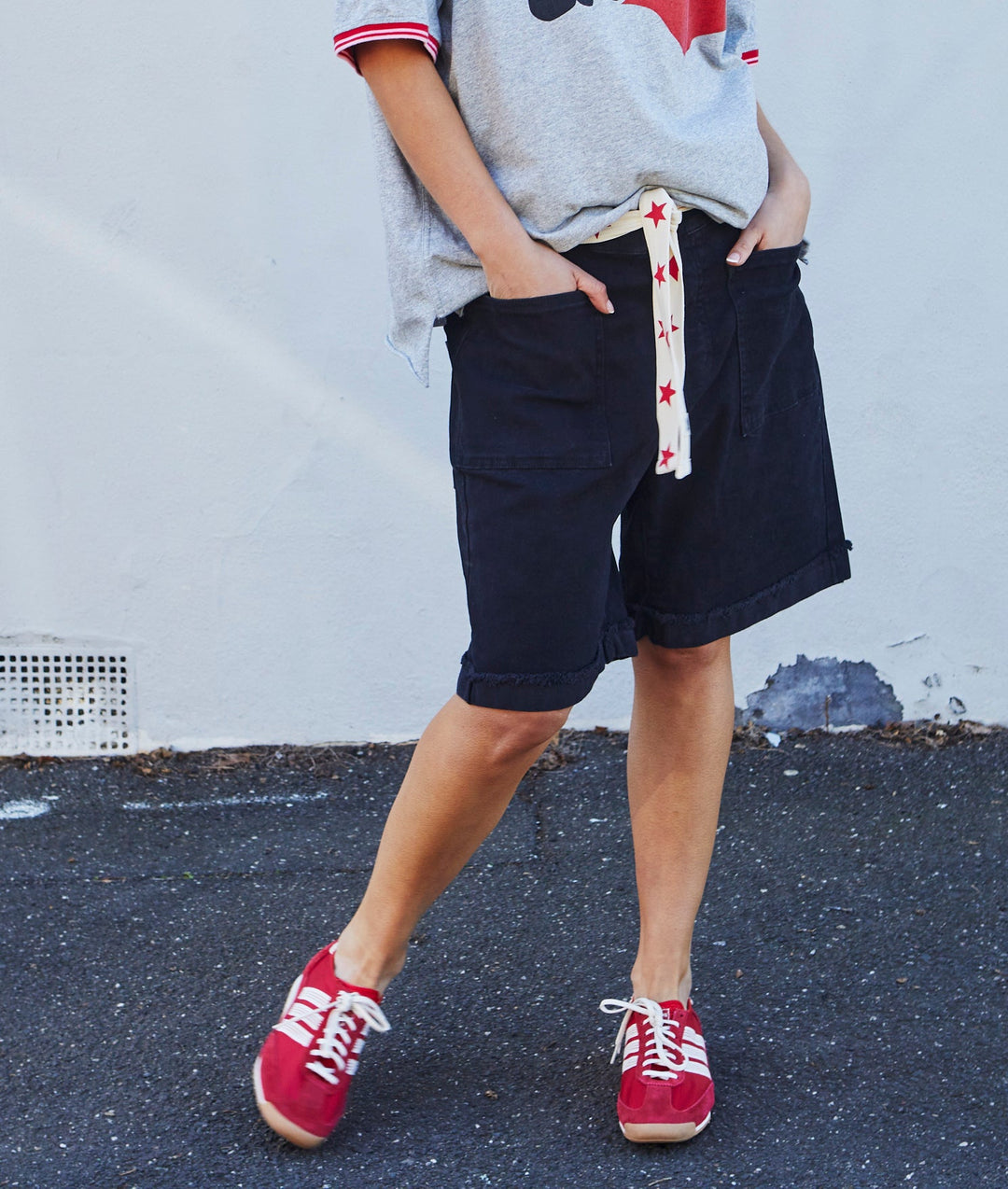 WEEKEND STRETCH SHORT - BLACK hammill & Co