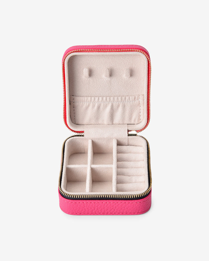 https://cdn.shopify.com/s/files/1/2317/6111/files/JewelleryCase_JF001-FUS_Fuchsia_6.jpg?v=1755741191