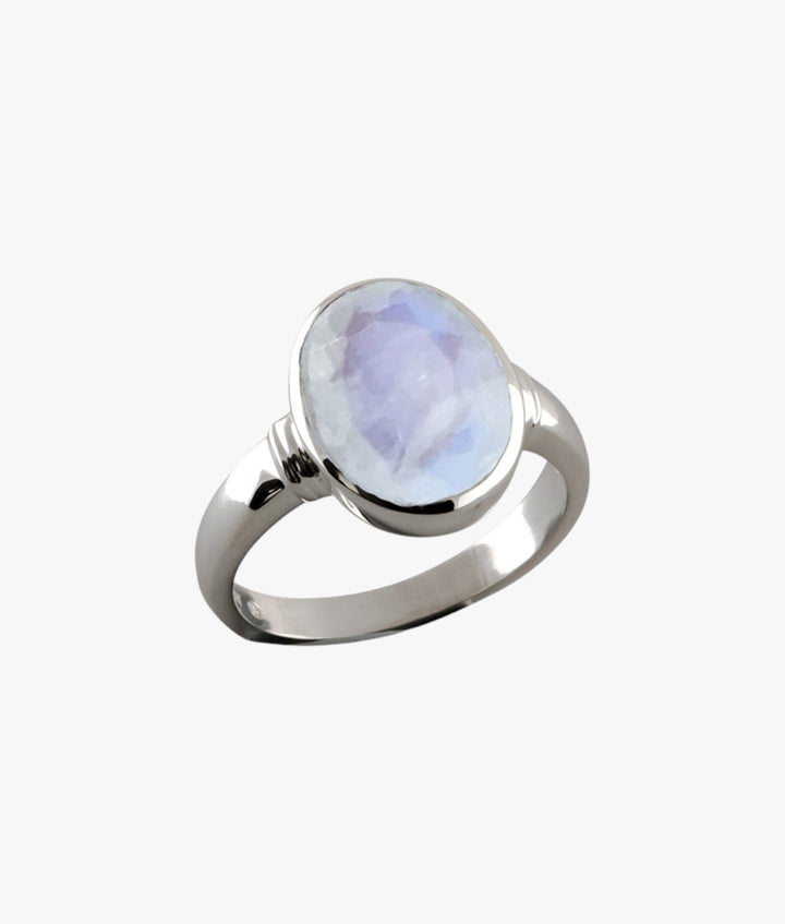 Large oval moonstone ring Von Treskow
