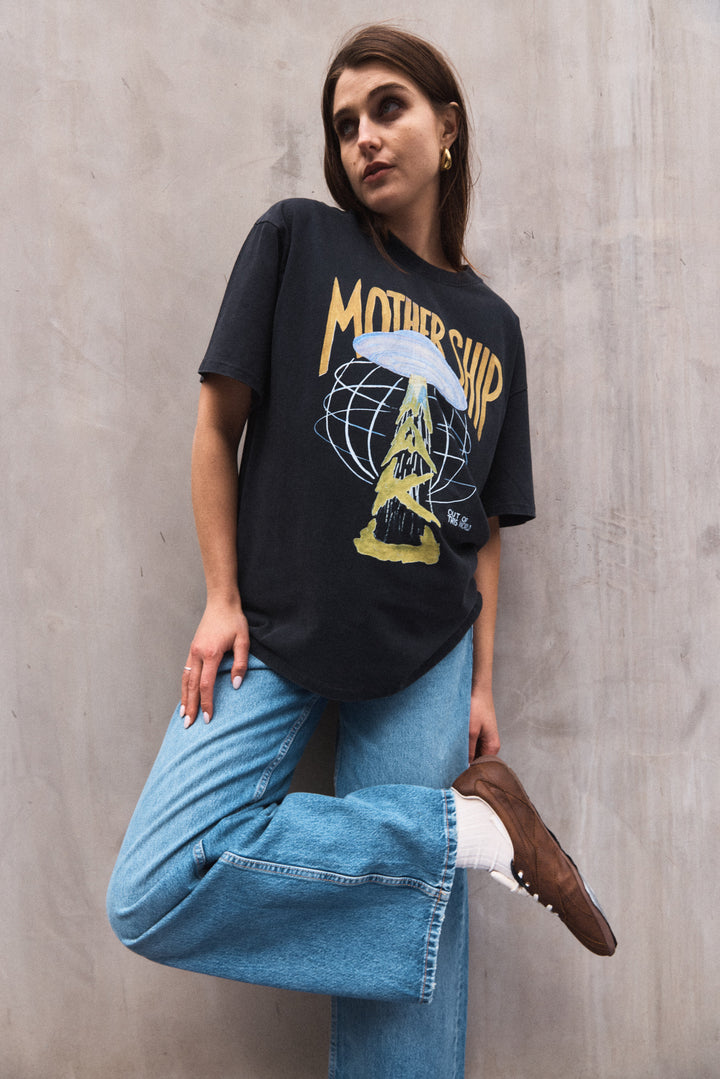 Mothership Oversize Tee