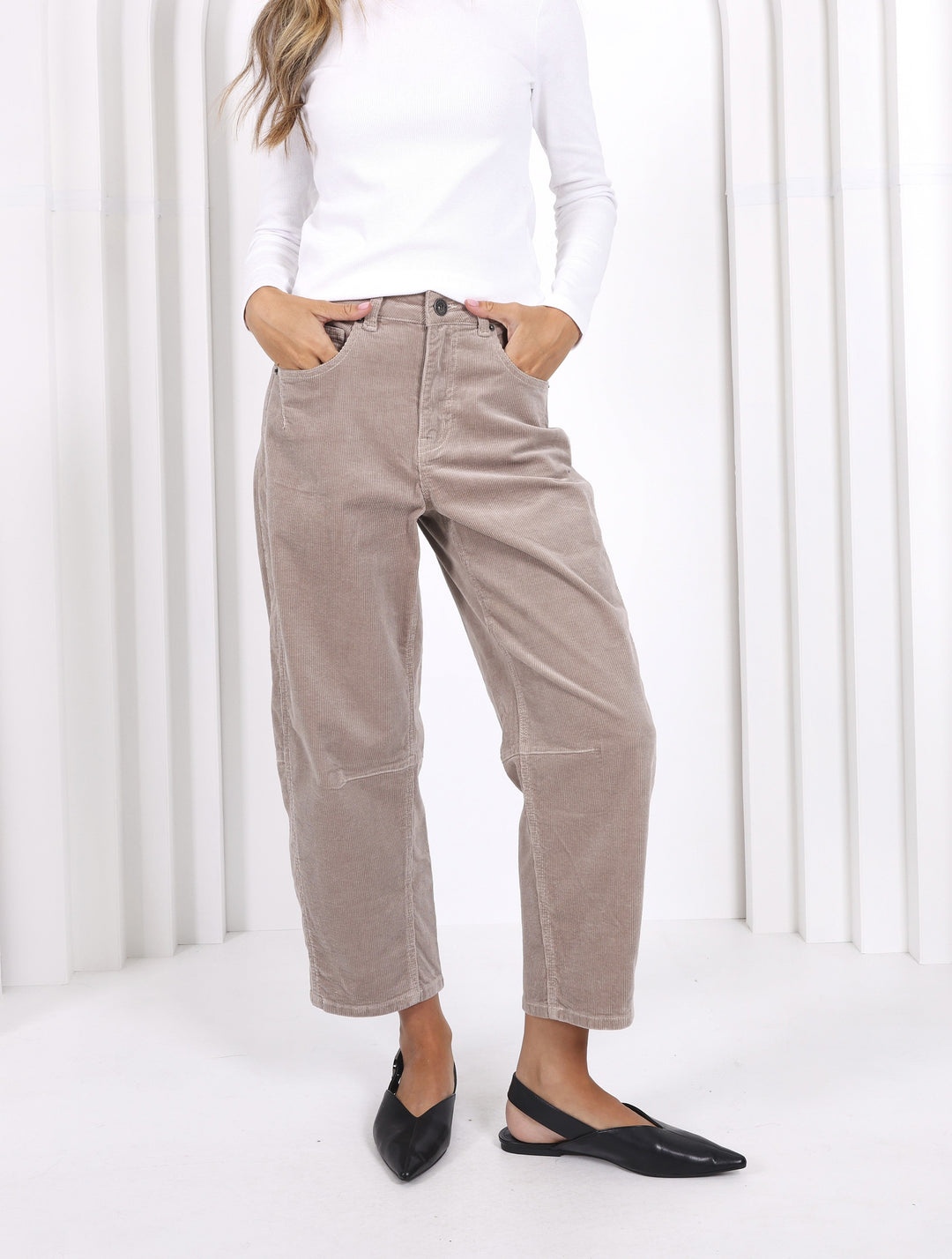 Toni Barrel Jeans Corduroy - Latte