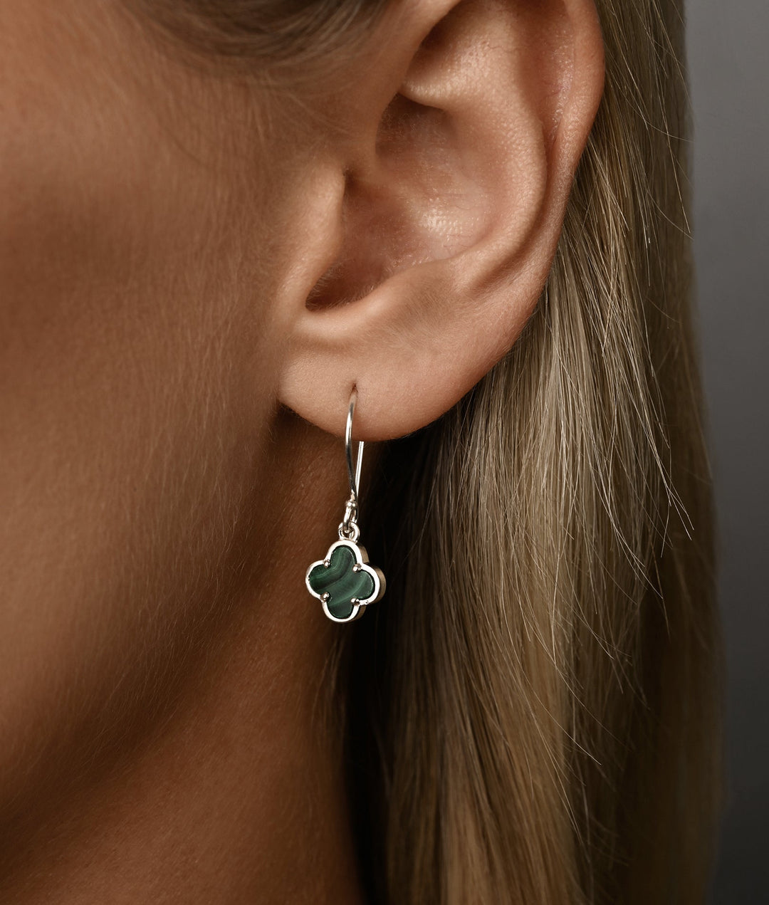 Malachite Clover Hook Earrings Von Treskow
