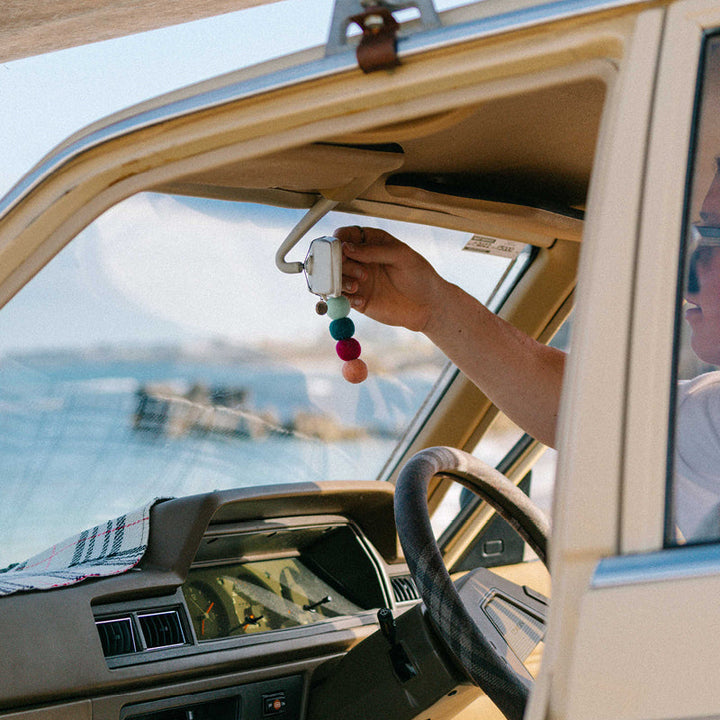 Roadie Smelly Balls With Honeysuckle Fragrance