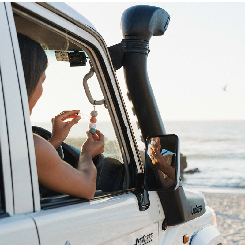 Seapink Smelly Balls With Sweet Pea Fragrance