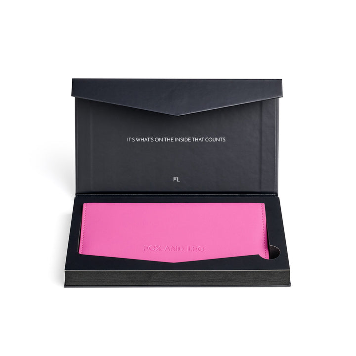 The Swallet - Foxy Lady Fox and Leo