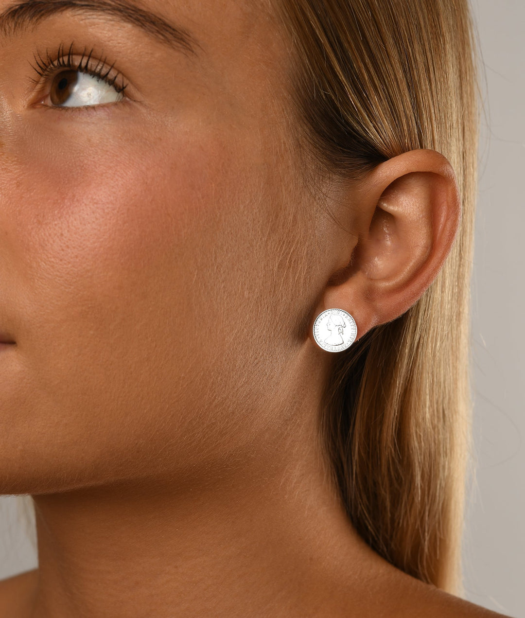 Mini coin studs