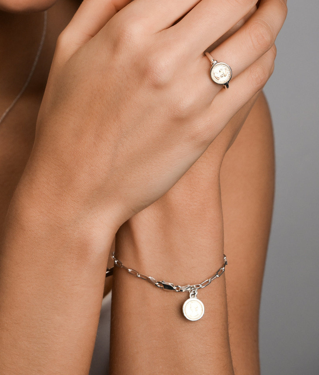 Micro Coin Ring Von Treskow