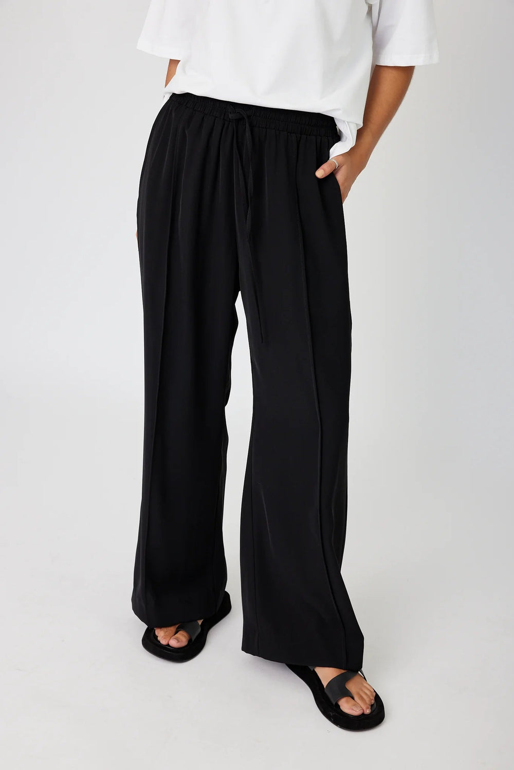 Alexandra Pentagon Pants - Black Pant Alexandra