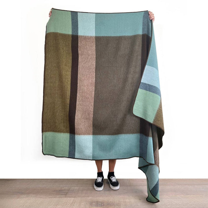 Alpaca Throw Blanket - Mosswood Shupaca Alpaca