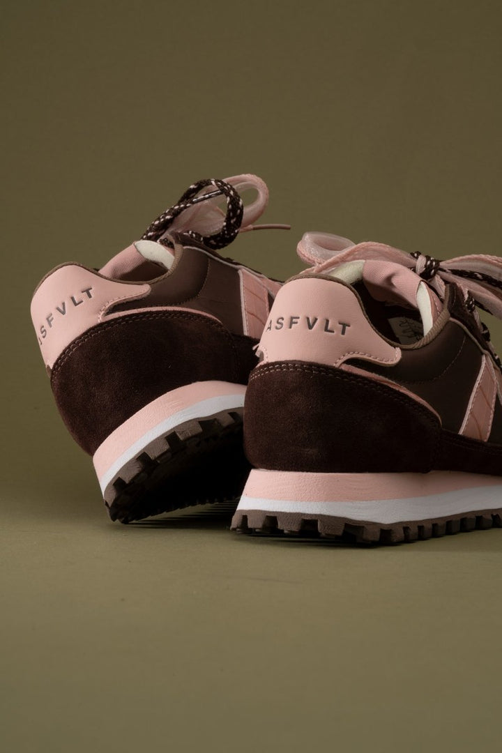 ASFVLT Gate Sneakers - Brown / choco / pink - Stanleyandstone