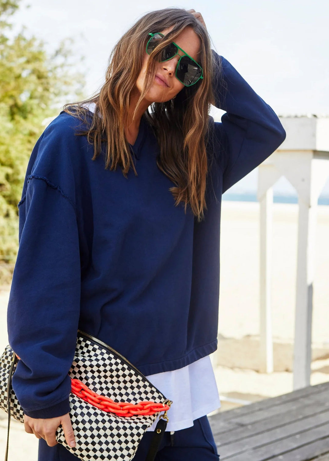 BASIC COLLECTION RAW V-NECK SWEAT - NAVY Windcheater hammill & Co