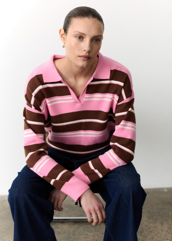 Benni Varsity Jumper - Rose / knit Little Lies