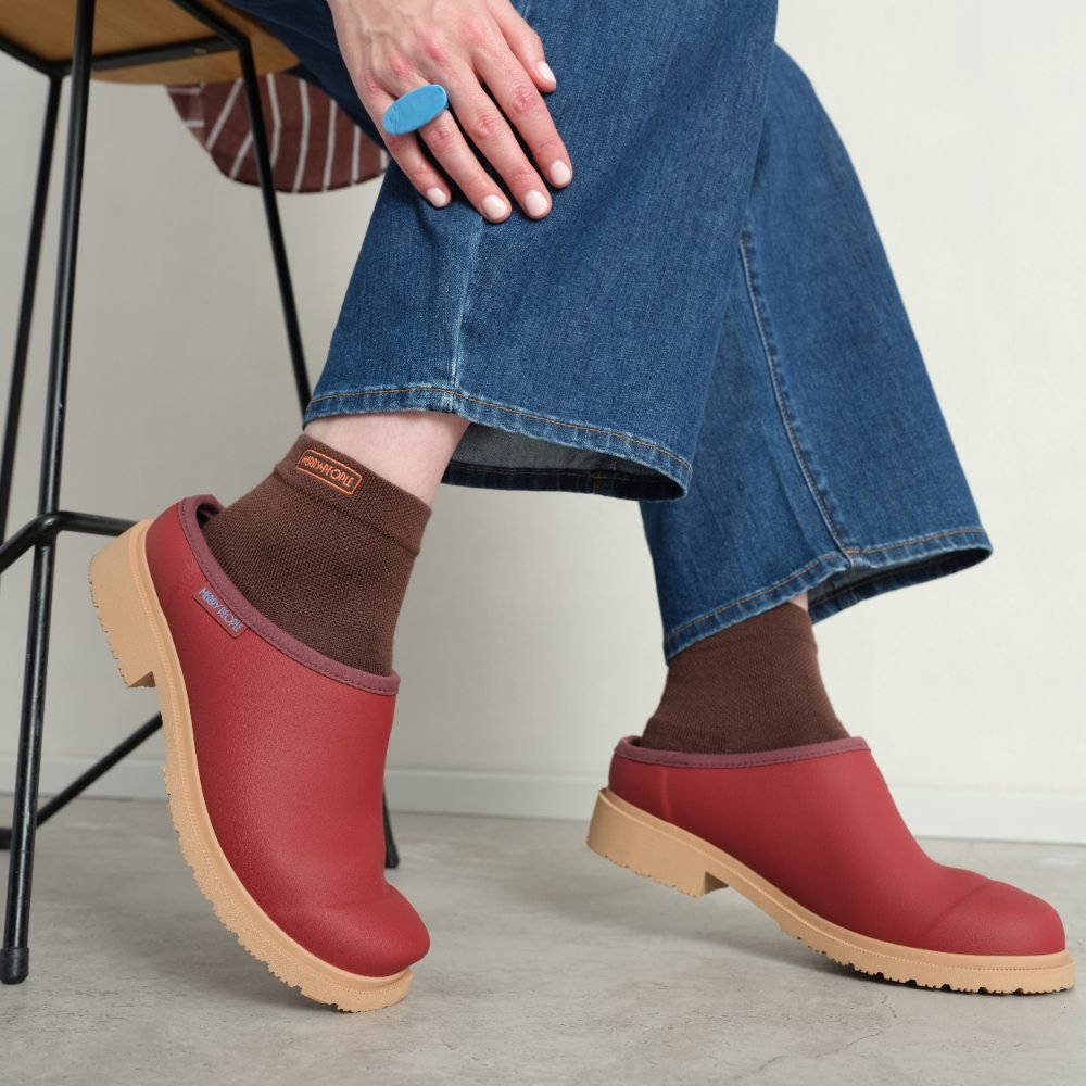 Billie Clog // Brick Red - Stanleyandstone