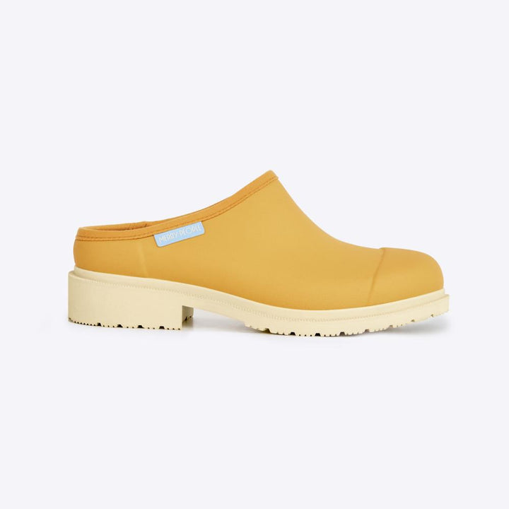 Billie Clog // Buttermilk - Stanleyandstone