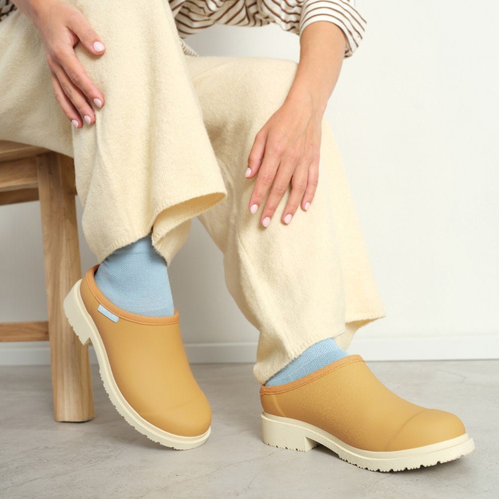 Billie Clog // Buttermilk - Stanleyandstone