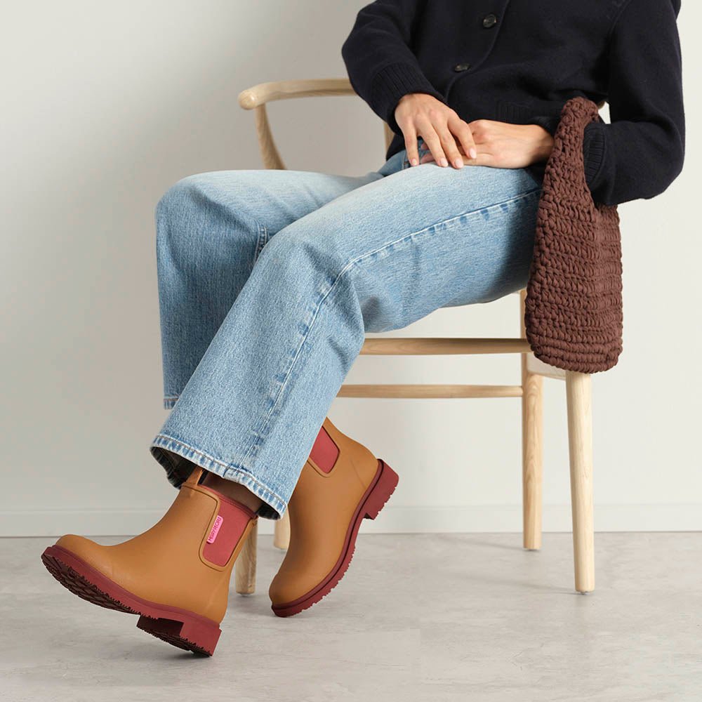 Bobbi Ankle Boot // Ochre Gumboot Merry People