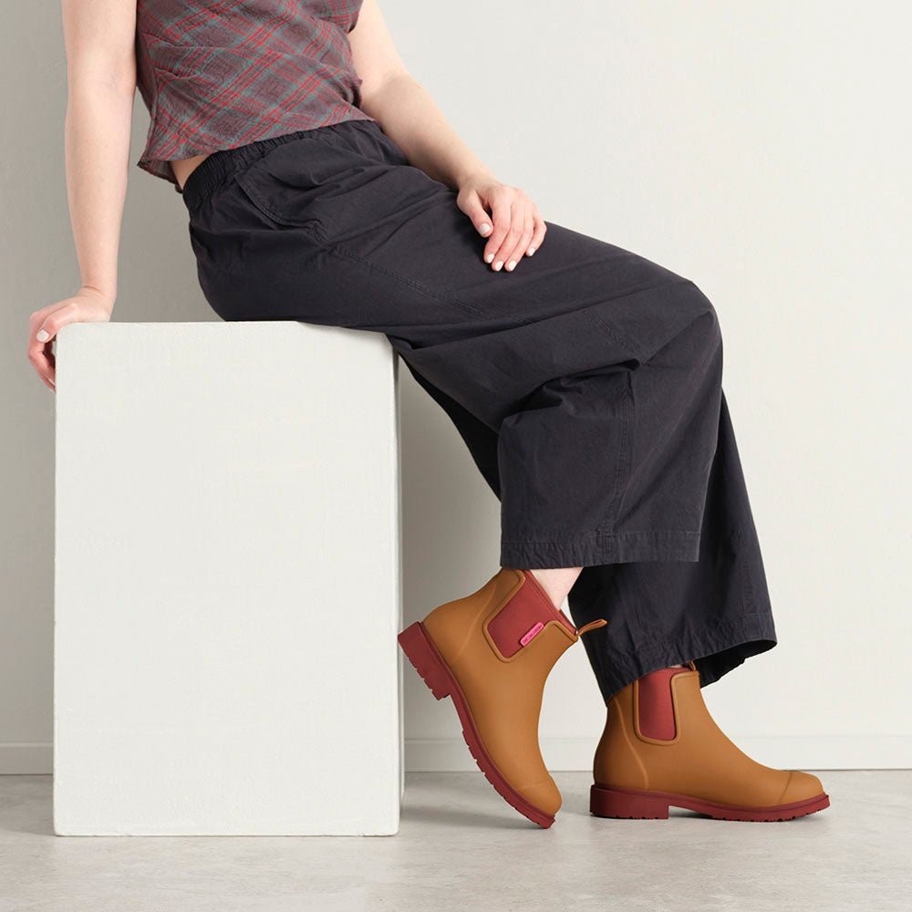 Bobbi Ankle Boot // Ochre Gumboot Merry People