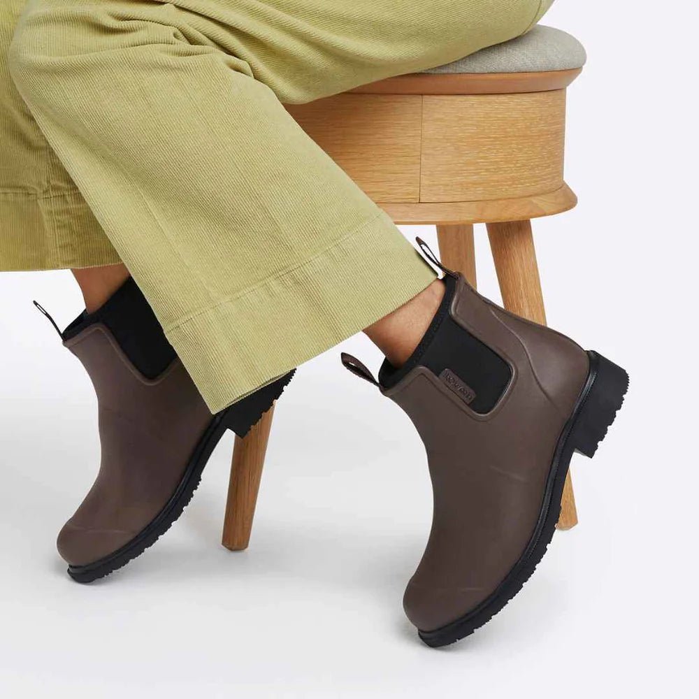 bobbi Gumboot - Chocolate / Black LAST PAIRS Gumboots Merry People