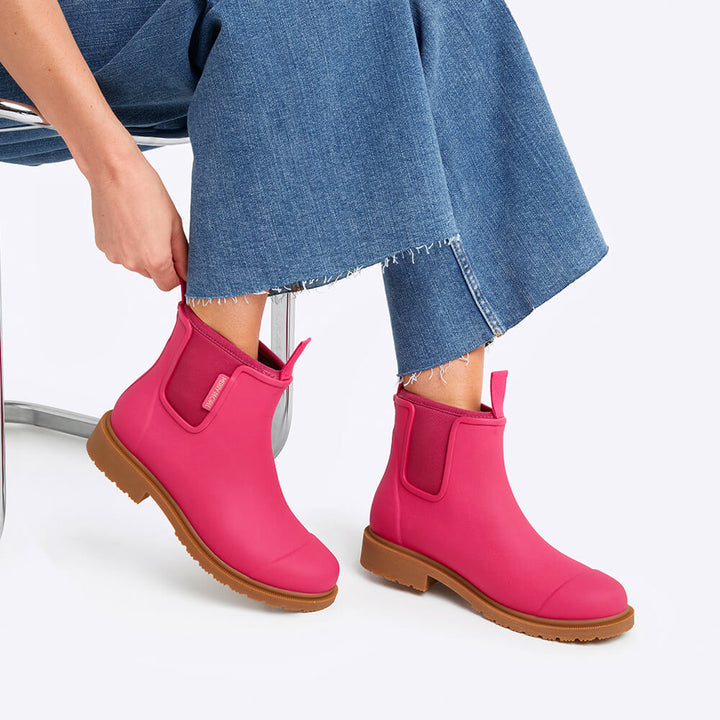 Bobbi Gumboot - Fuscia Pink Gumboot Merry People