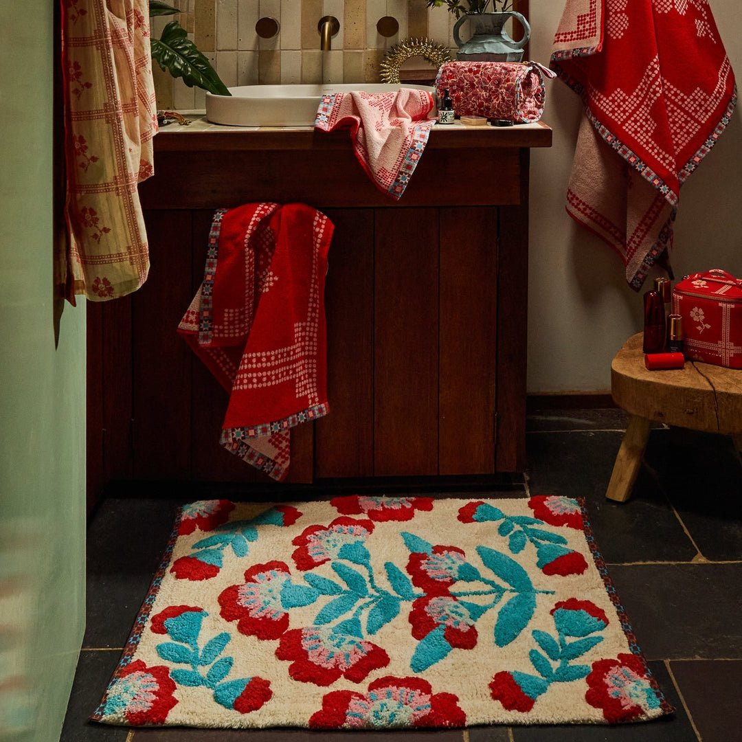 Bonny Hand Towel - Poppy towel Sage &amp; Clare