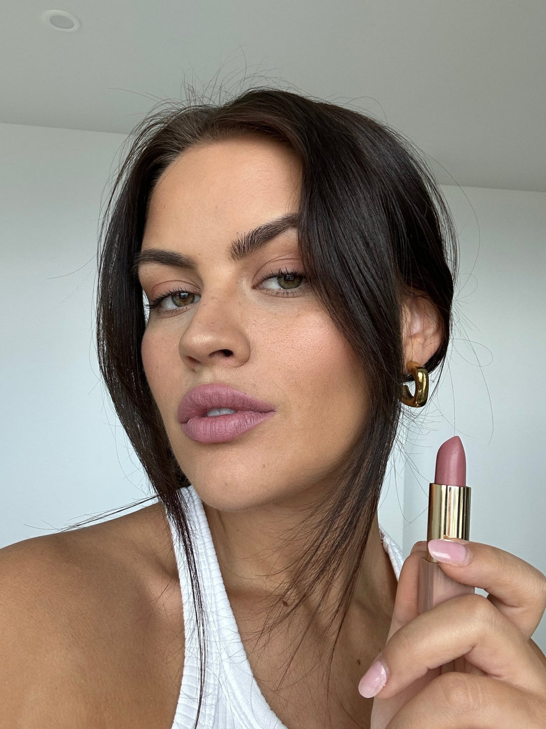 Cashmere (Matte) SUZY lipsticks