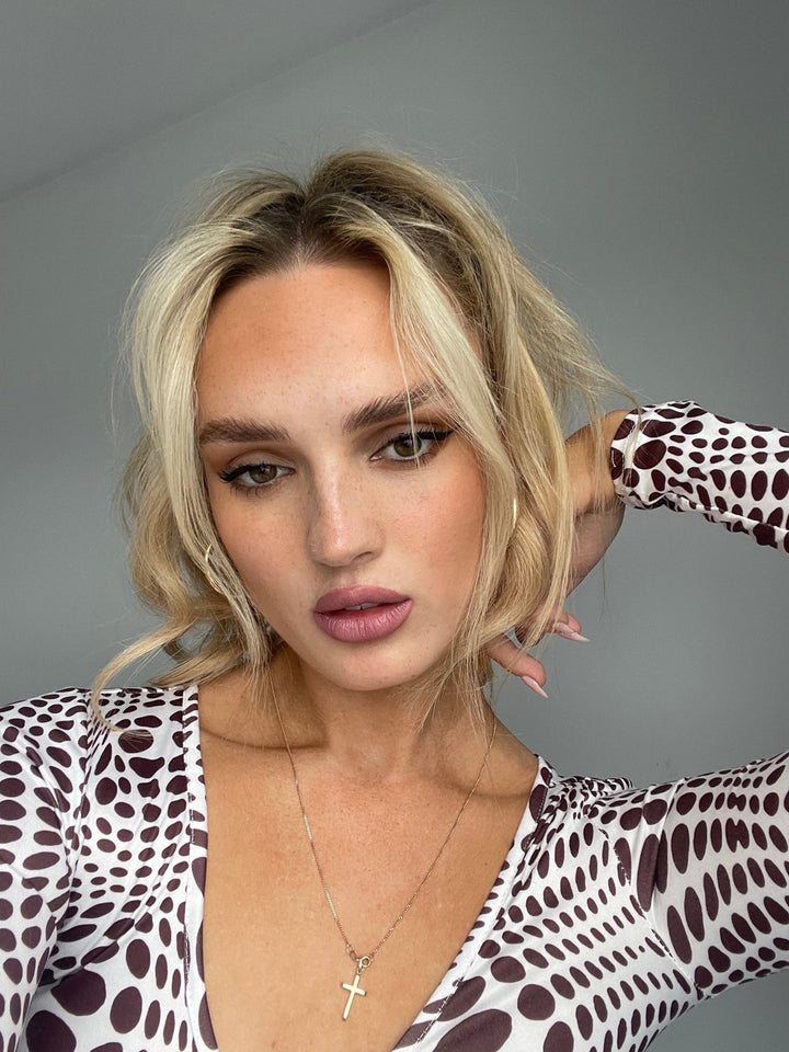 Cashmere (Matte) SUZY lipsticks