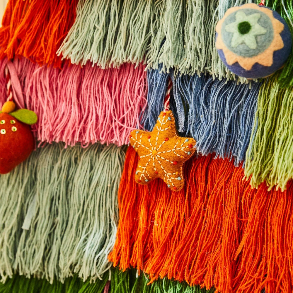 Chamise felt decoration Christmas Sage & Clare