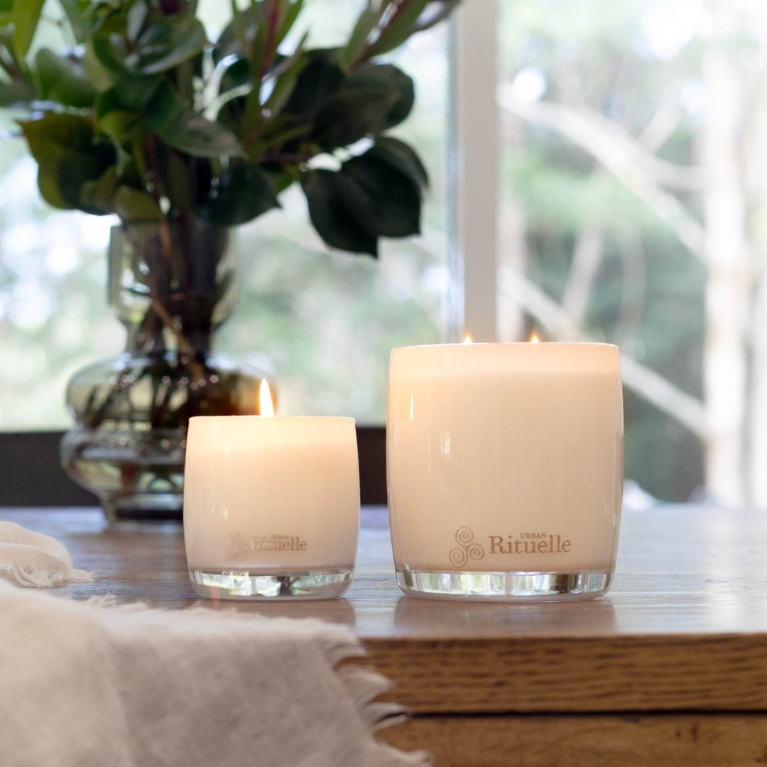 Crisp Sea Mist, Juniper, Amberwood<br>Scented Soy Candle | 400gm - Stanleyandstone