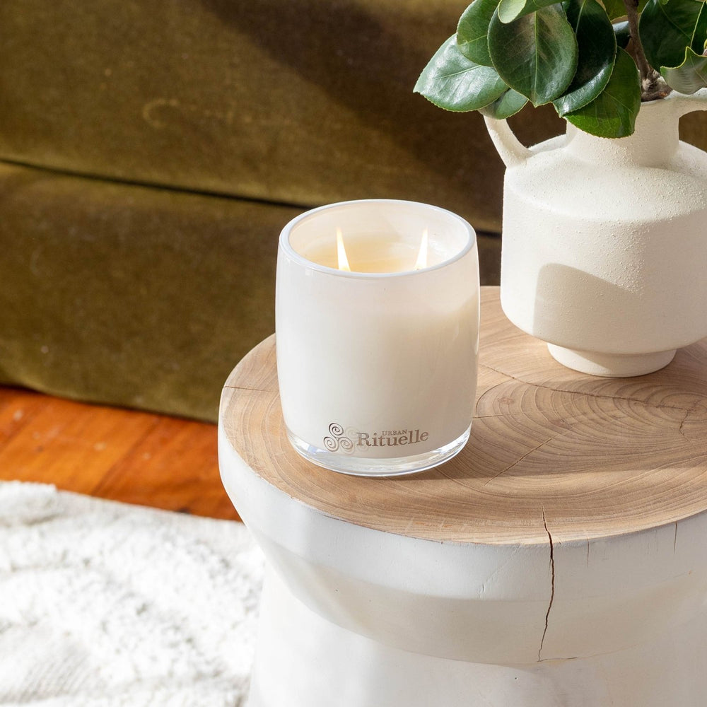 Crisp Sea Mist, Juniper, Amberwood<br>Scented Soy Candle | 400gm - Stanleyandstone