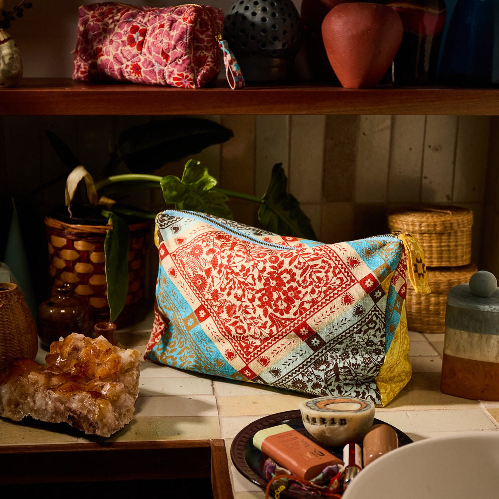 Indiana Cosmetic Bag Sage & Clare