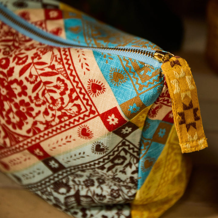 Indiana Cosmetic Bag Sage &amp; Clare